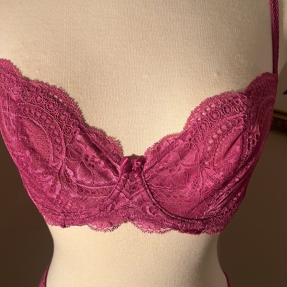 Le Mystere Isabella lace sexy sheer 36 C bra and L boy short - Picture 2 of 6